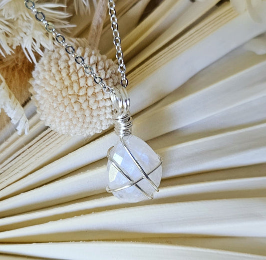 Silver Faceted Moonstone Necklace