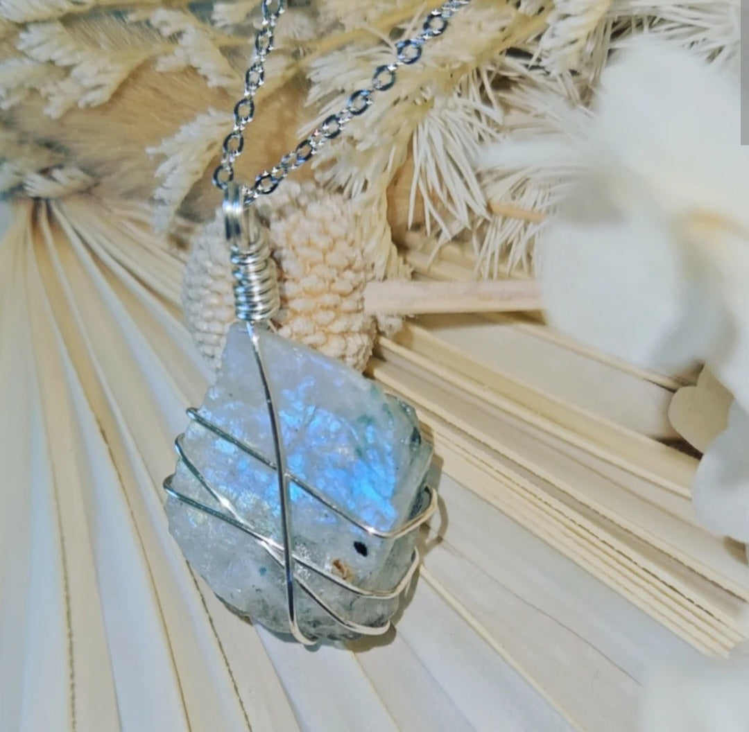 Silver Moonstone Necklace